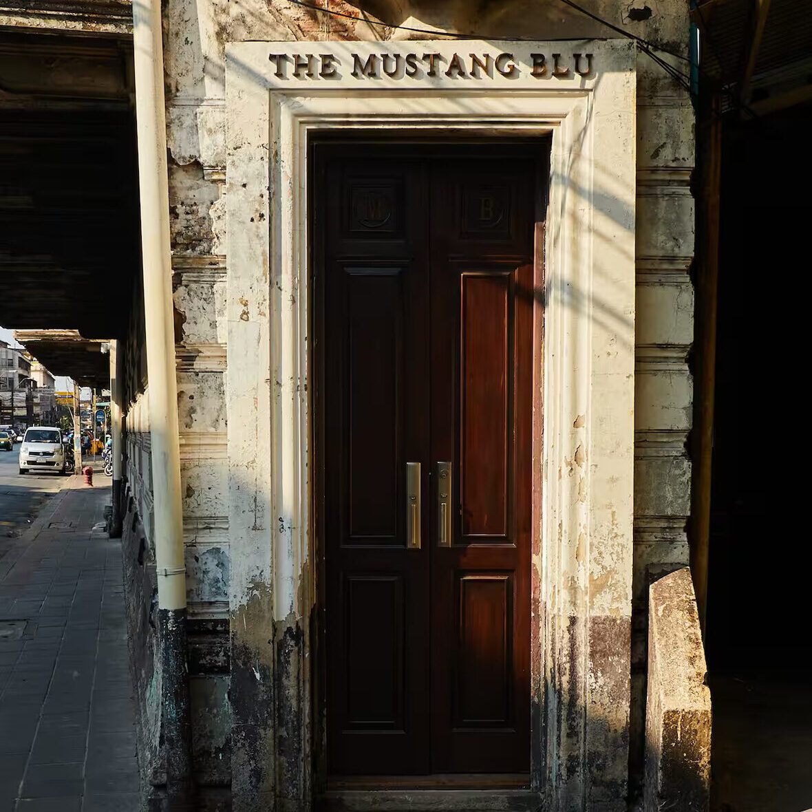 The Mustang Blu, Bangkok