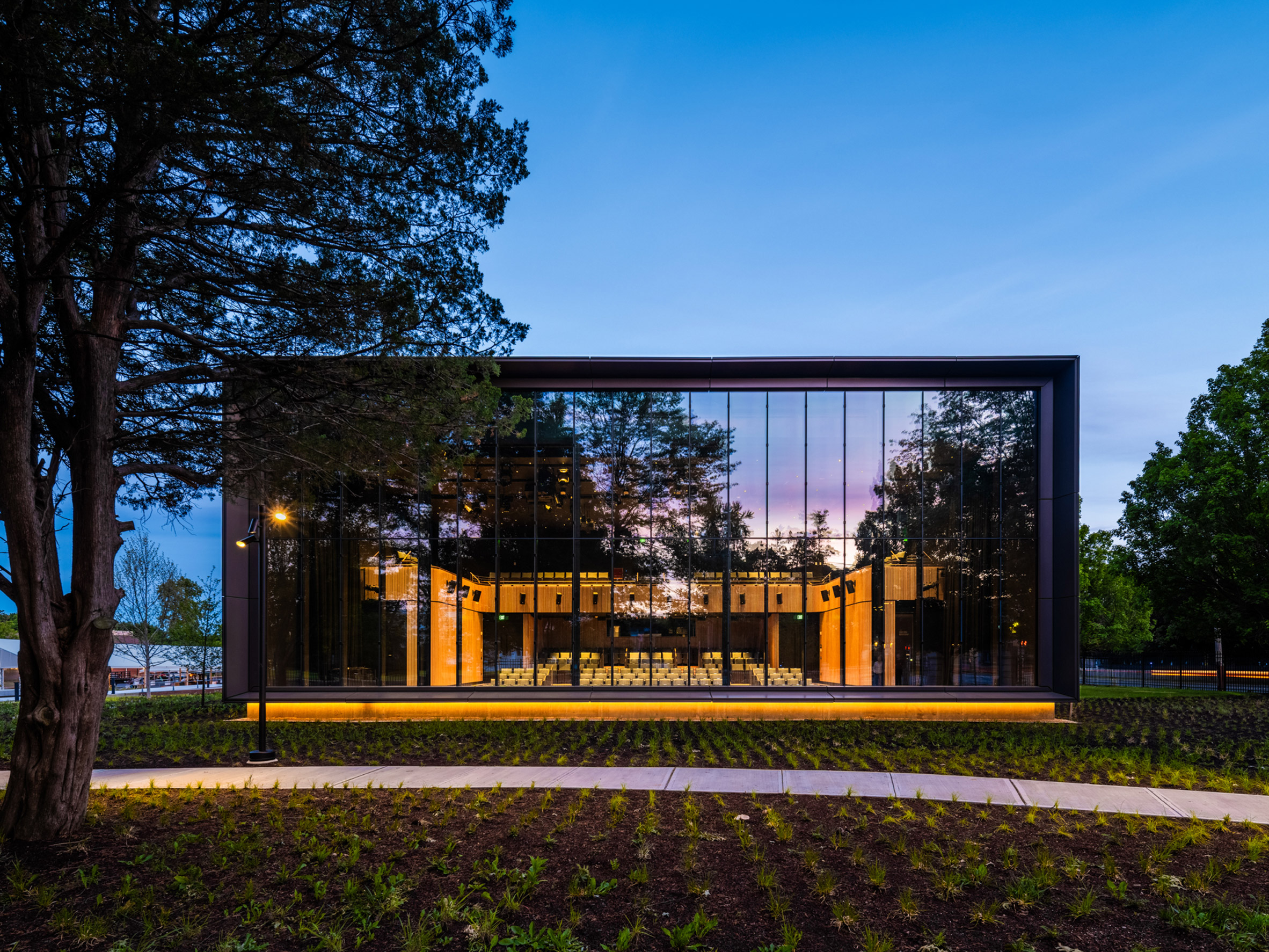 bruce-springsteen-center-for-american-music-new-jersey-cookfox-architects_dezeen_2364_col_9
