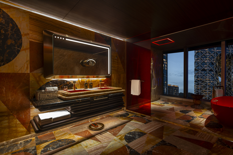 Bathroom of “Luminous” Suite